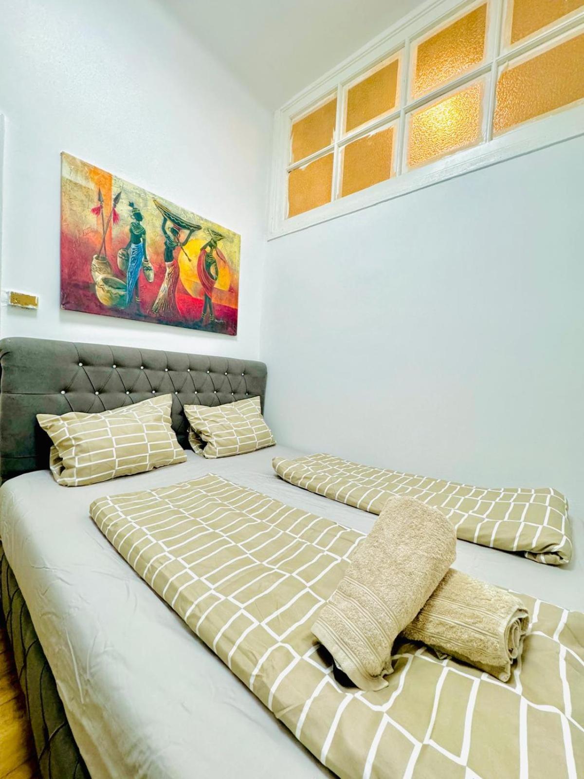 Cozy 9Br Shared Apartment, Only 12Min Walk To Augarten เวียนนา ภายนอก รูปภาพ