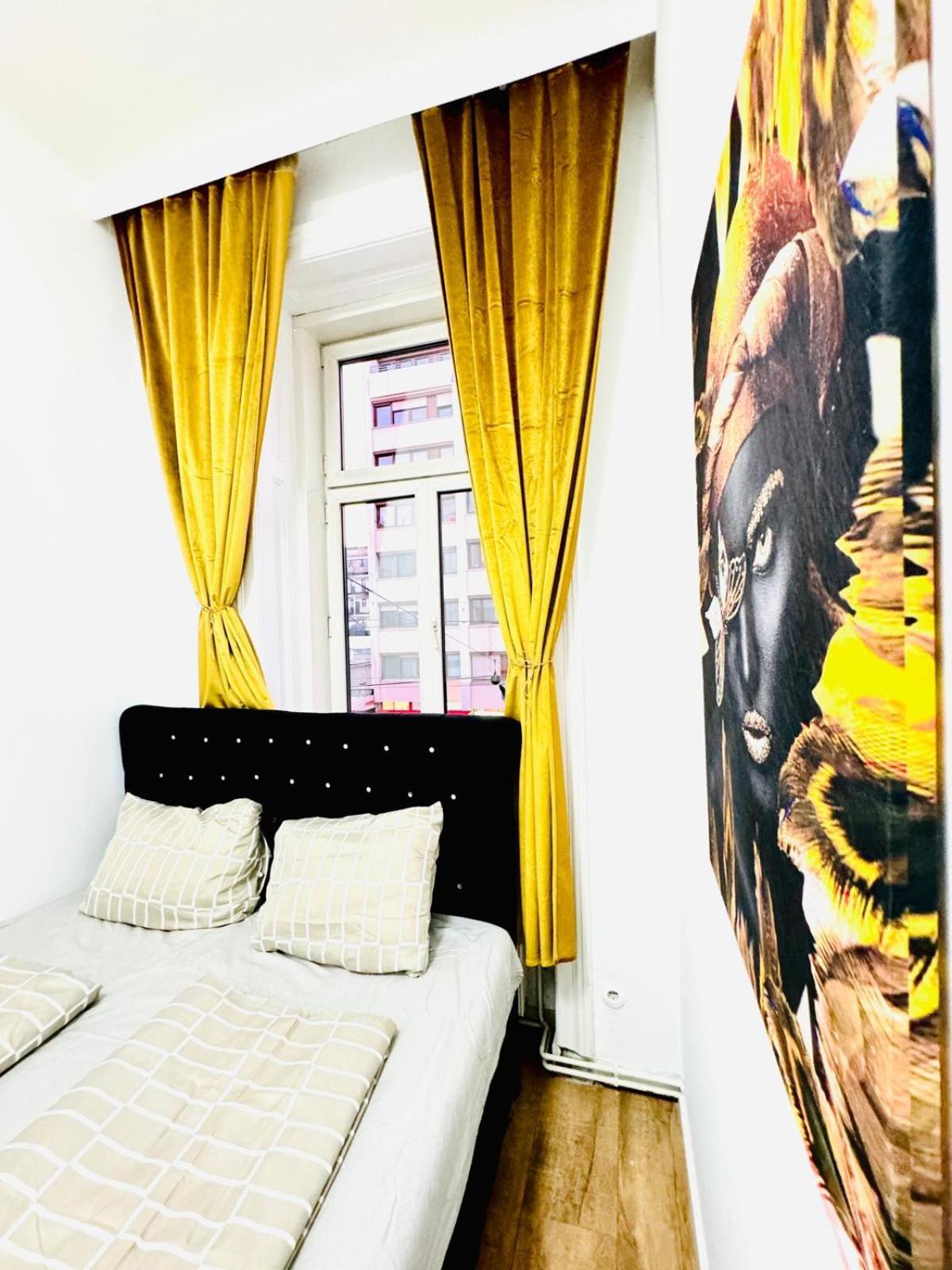 Cozy 9Br Shared Apartment, Only 12Min Walk To Augarten เวียนนา ภายนอก รูปภาพ