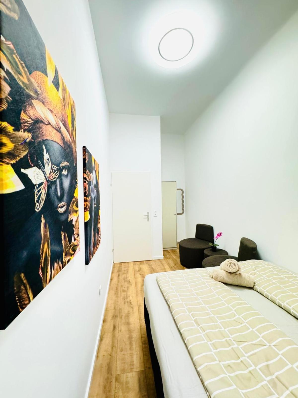 Cozy 9Br Shared Apartment, Only 12Min Walk To Augarten เวียนนา ภายนอก รูปภาพ