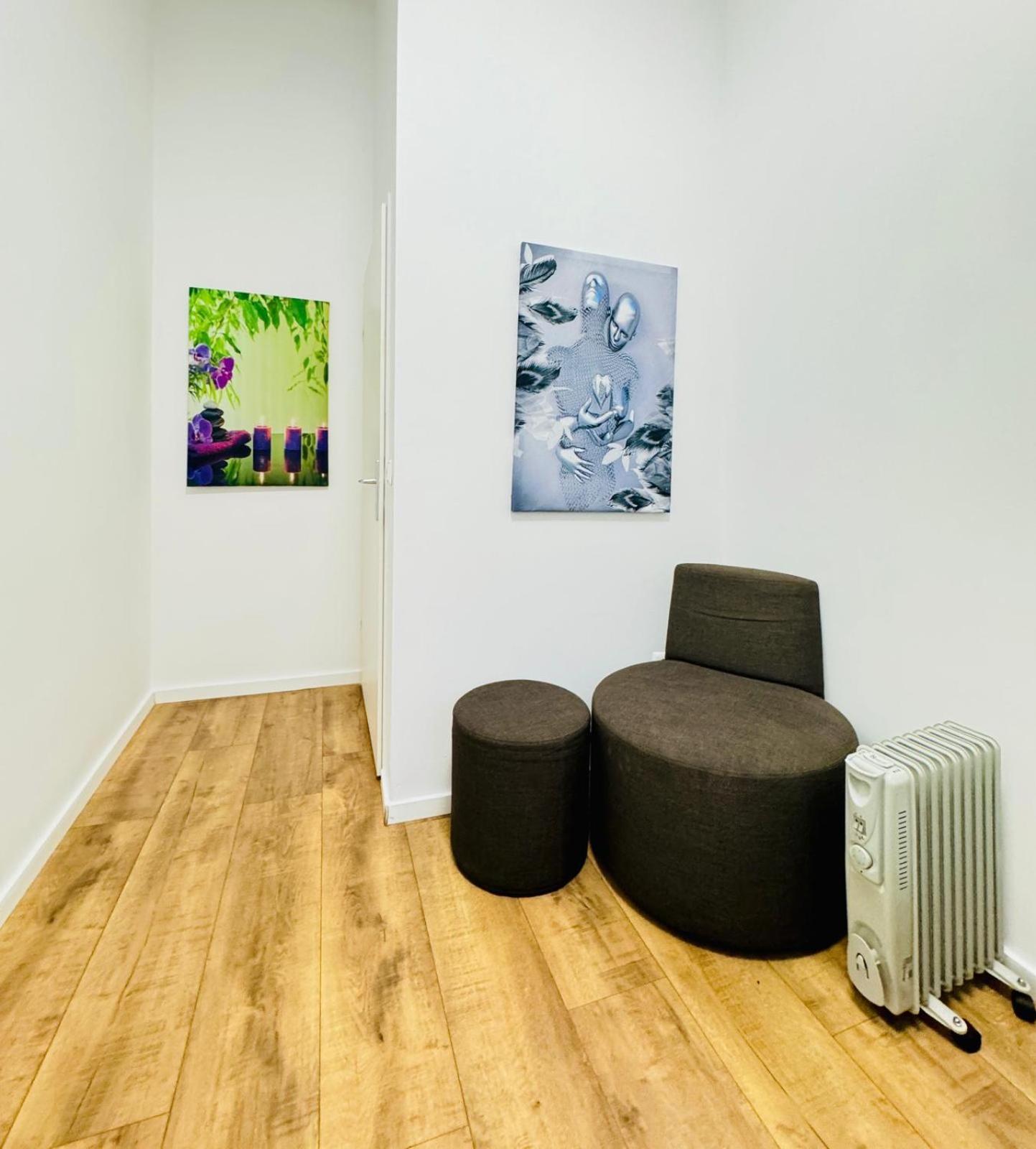 Cozy 9Br Shared Apartment, Only 12Min Walk To Augarten เวียนนา ภายนอก รูปภาพ